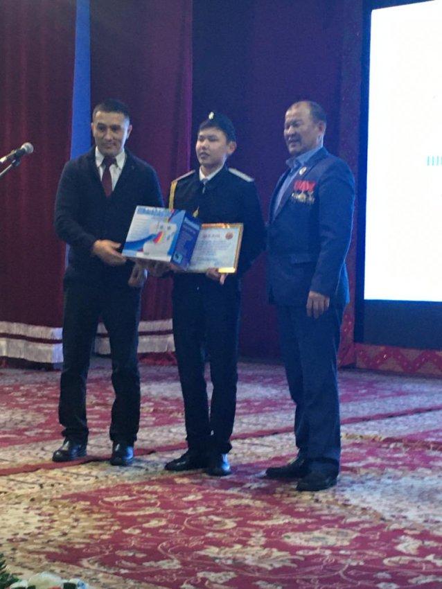 Бүгін аудан көлемінде Кеңес әскерлерінің Ауған жерінен шығарылғанына 31 жыл толуына орай өткізілген  мерекелік шарада "Жауынгер және Жасұлан" байқауының жеңімпазы - Алтыбай Санжан Санатұлы