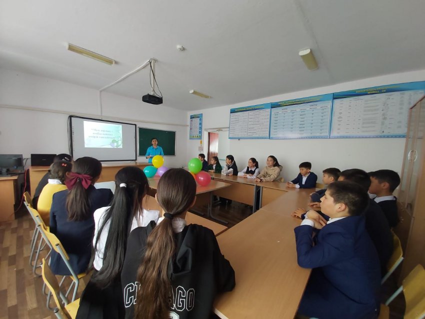 2023 жылы 16 ақпанда 7 сынып оқушыларымен "Мен зорлық-зомбылықсыз өмірді таңдаймын" тақырыбында дөңгелек үстел өткізілді.